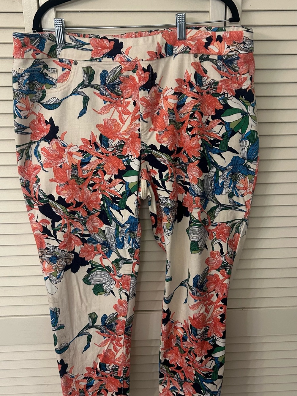 Chicos Floral Print Cotton Blend Ankle Jeggings